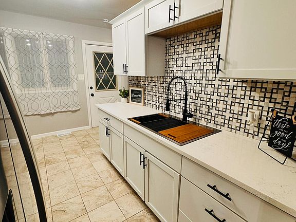 2nd image of 7931 Marshall Pl
