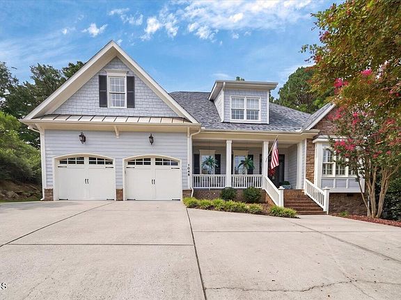 3rd image of 1349 Heritage Heights Ln