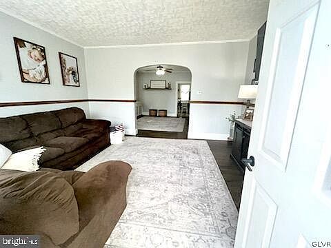 3rd image of 305 Pottsville St
