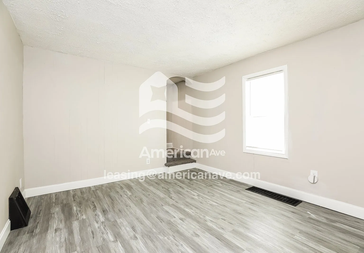 2 bed, 1.0 bath, 888 sqft, $1,047 — Photo 4