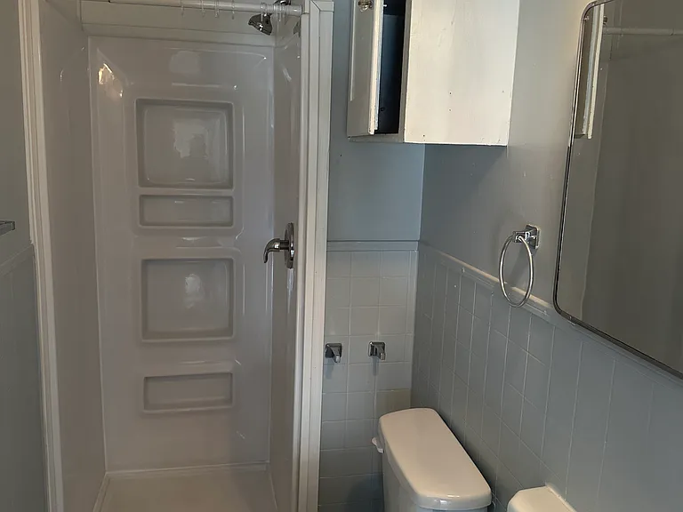 422 W Main St #1 — Photo 23