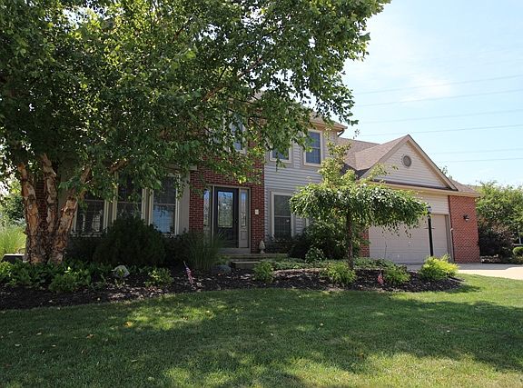 3rd image of 5611 Maple Dell Ct