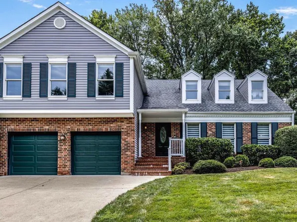 1128 Halesworth Dr, Rockville, MD 20854