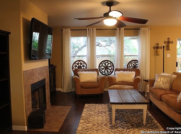 5th image of 14822 Academy Oak
