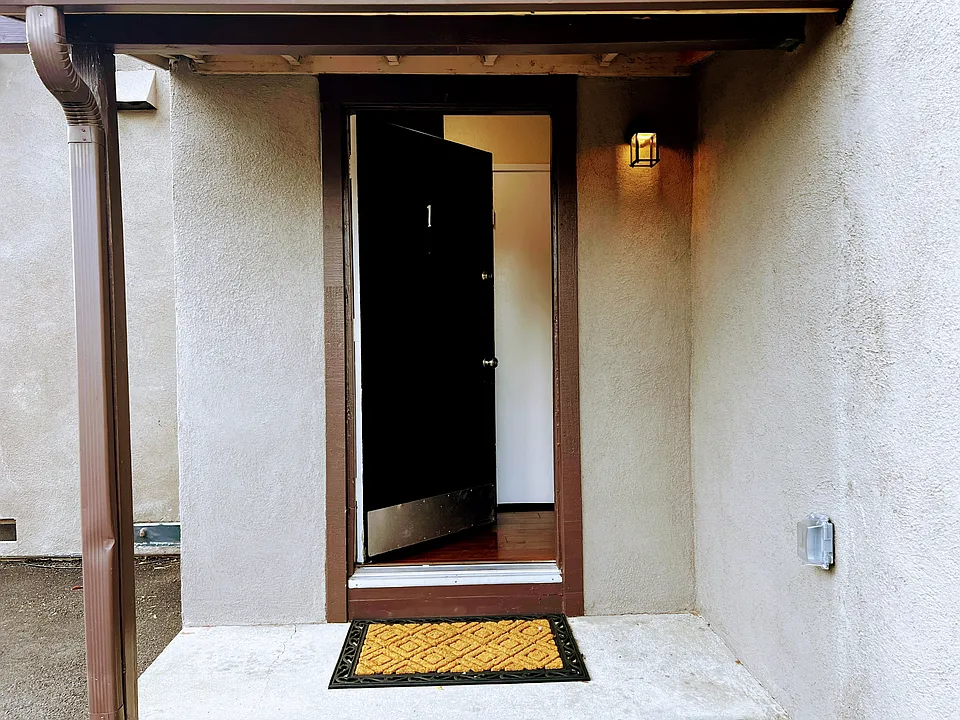 Exterior (Entrance)