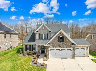 5530 Glad Acres Rd, Pfafftown, NC 27040