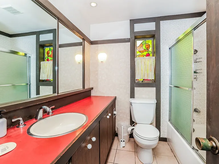 1021 Keith Ave — Photo 22