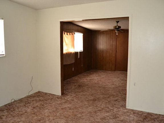 5th image of 2101 Glenwood Dr