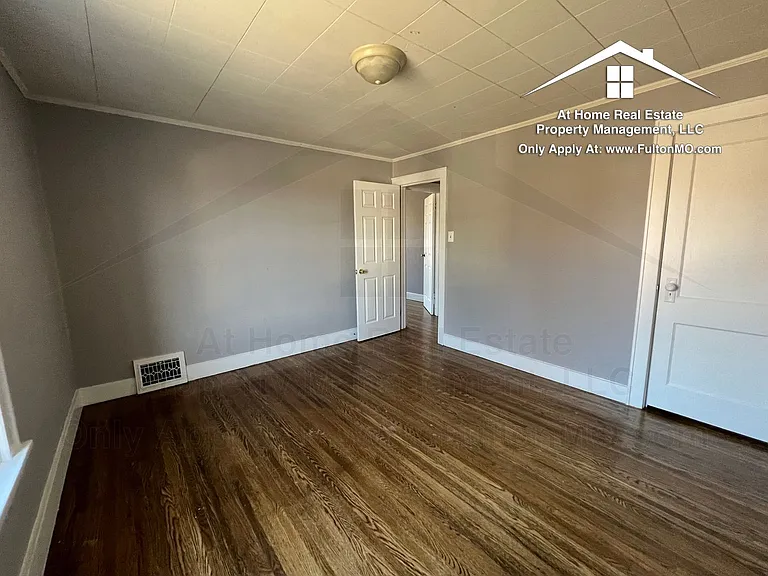837 Nichols St — Photo 22