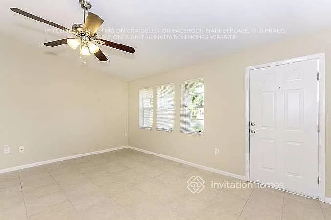 630 SW 29th St — Photo 2