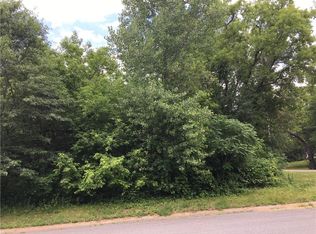 903 Wagner Rd, Menomonie, WI 54751