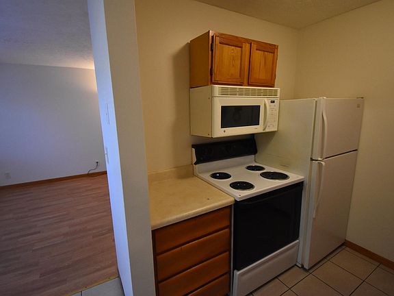 3rd image of 1018 W 24th St #5