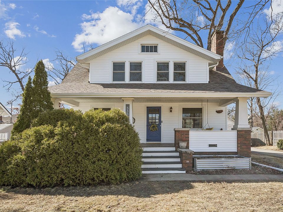 1st image of 535 Forest Dr SE