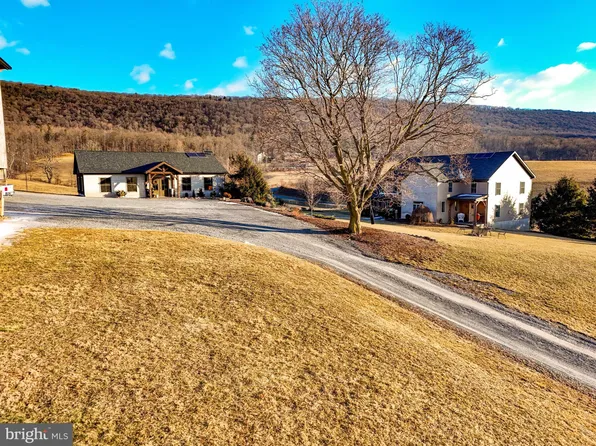 2611 Line Mountain Rd, Dornsife, PA 17823