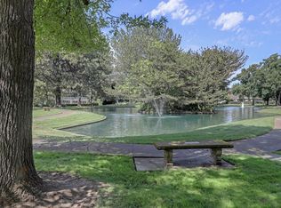 1118 Commons Dr, Sacramento, CA 95825