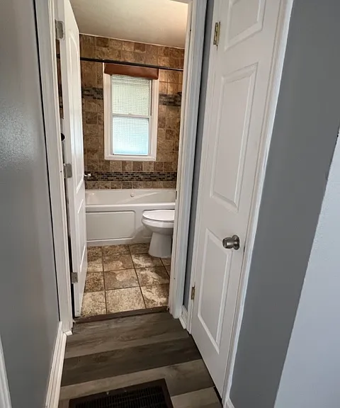 1206 Hoyt Dr — Photo 9