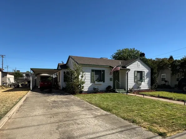 315 W J St, Oakdale, CA 95361