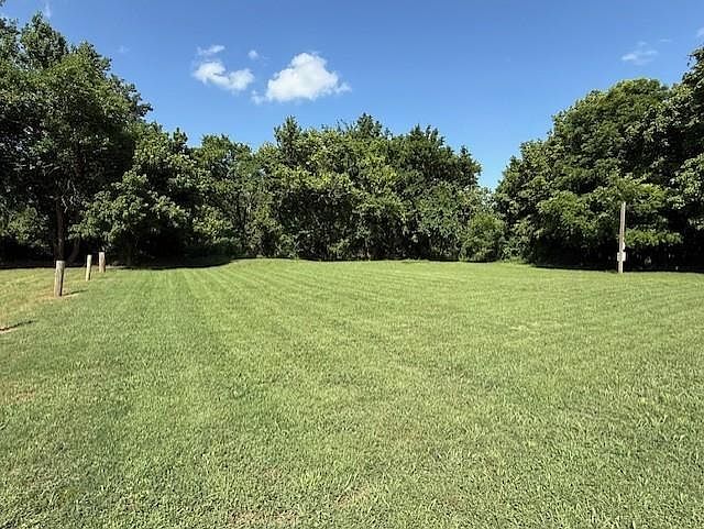 2nd image of 000 Riverside Dr