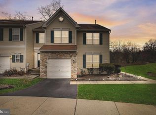 1026 Colin Dr, Royersford, PA 19468