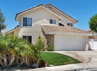 21931 Constancia, Mission Viejo, CA 92692