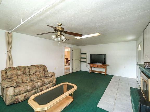 4th image of 106 Shadylawn Ave