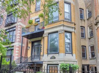 908 W Roscoe St APT 3, Chicago, IL 60657