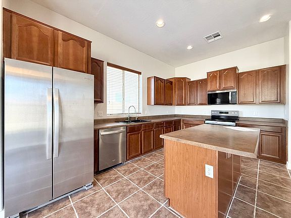 3rd image of 3799 S Atherton Blvd