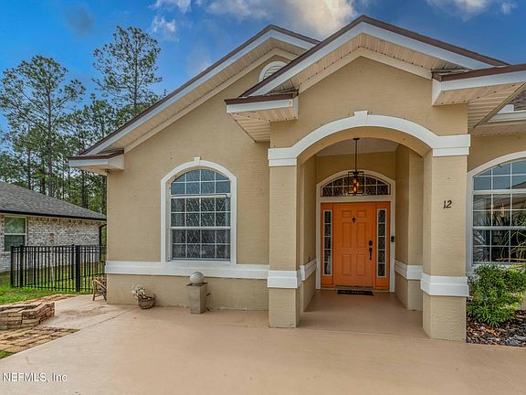 3rd image of 12 WHIRLAWAY Drive