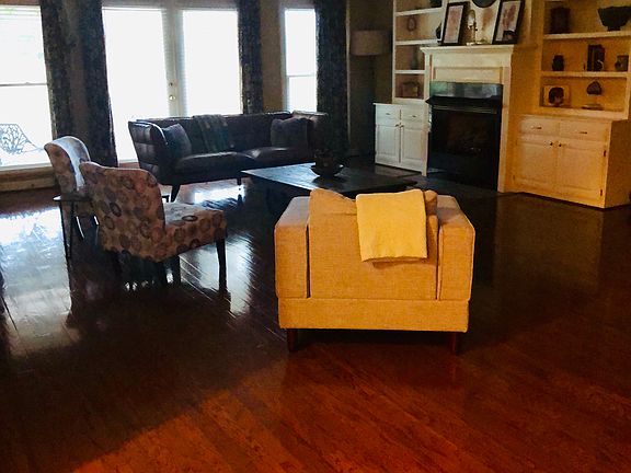 5th image of 138 Lakeside Ct