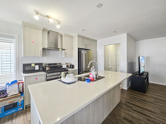 4th image of 1853 Carrington Blvd NW