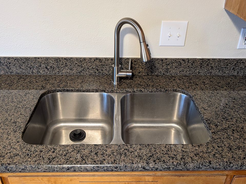 Deep sink, new faucet