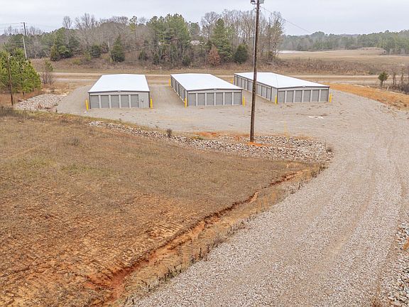 3rd image of 110 W Elzie Pounds Rd