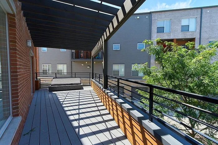 613 Fort Wayne Ave — Photo 8