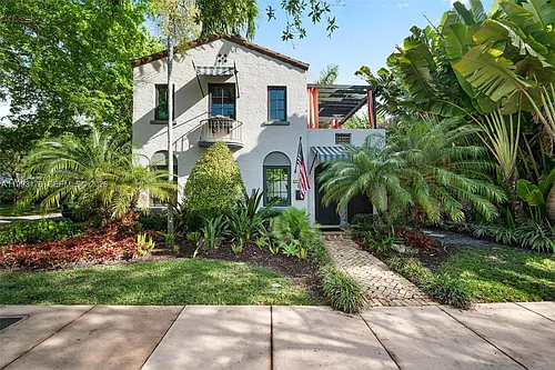 447 Giralda Ave Photo 1