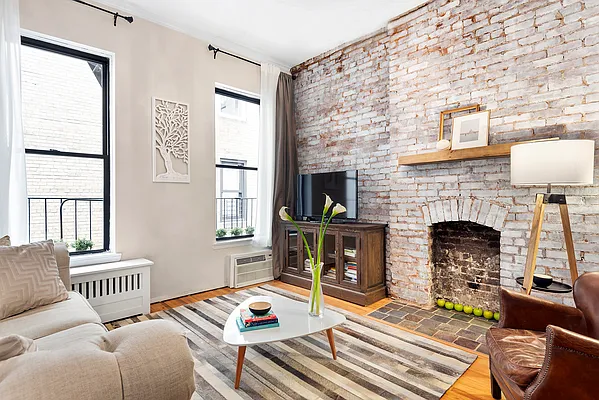 Sold by Compass | media 3