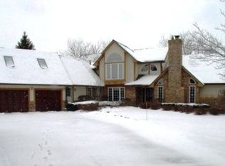 6542 Salem Ct, Long Grove, IL 60047