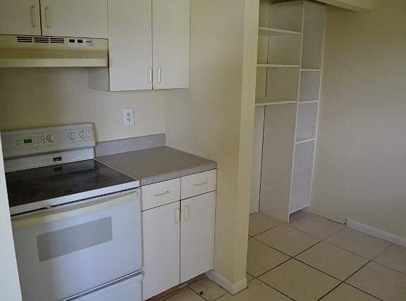 4th image of 3481 Fairway Ave