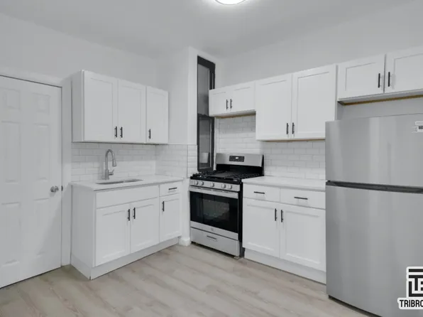 2108 2nd Avenue 4R image 4 of 5