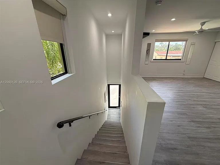 8881 SW 28th St — Photo 52