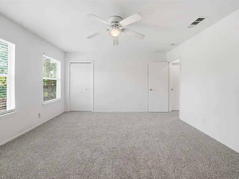 9005 Blue Quail Dr — Photo 33