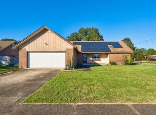 717 Osage Dr, Fort Walton Beach, FL 32547