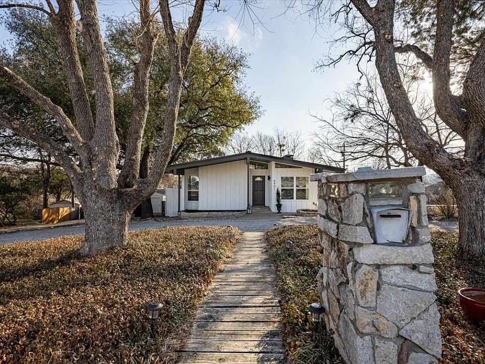 4901 Fairway Ct, Granbury, TX 76049 Zillow