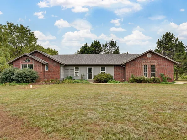 3740 W Farm Road 106, Springfield, MO 65803