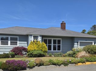 94183 8th St, Gold Beach, OR 97444