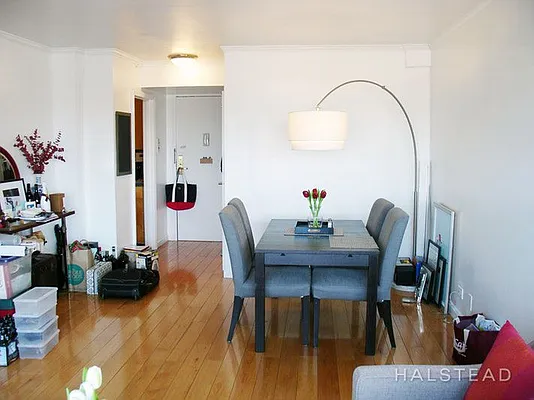 Rented by Halstead Real Estate | media 10