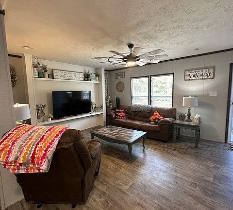 5th image of 23187 Wildflower Rd