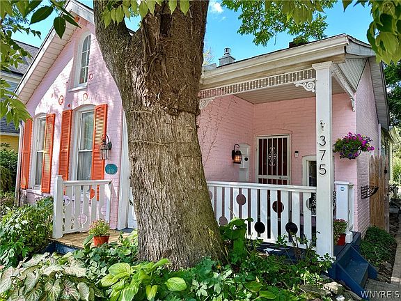5th image of 375 Summer St
