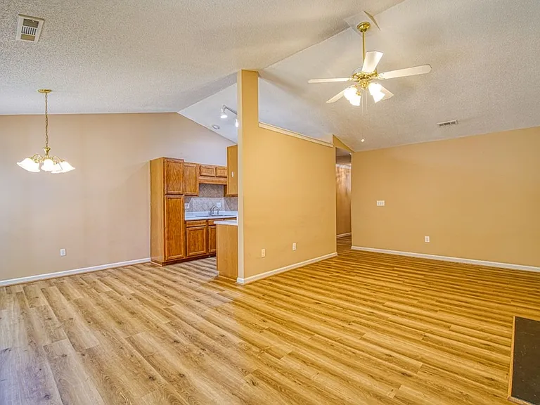 17 Waterfield Ct — Photo 10