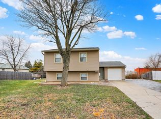 5218 Padre Ln, Indianapolis, IN 46237