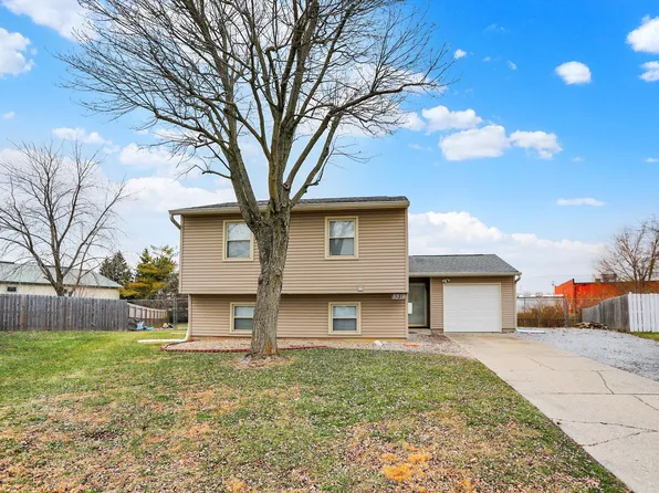 5218 Padre Ln, Indianapolis, IN 46237